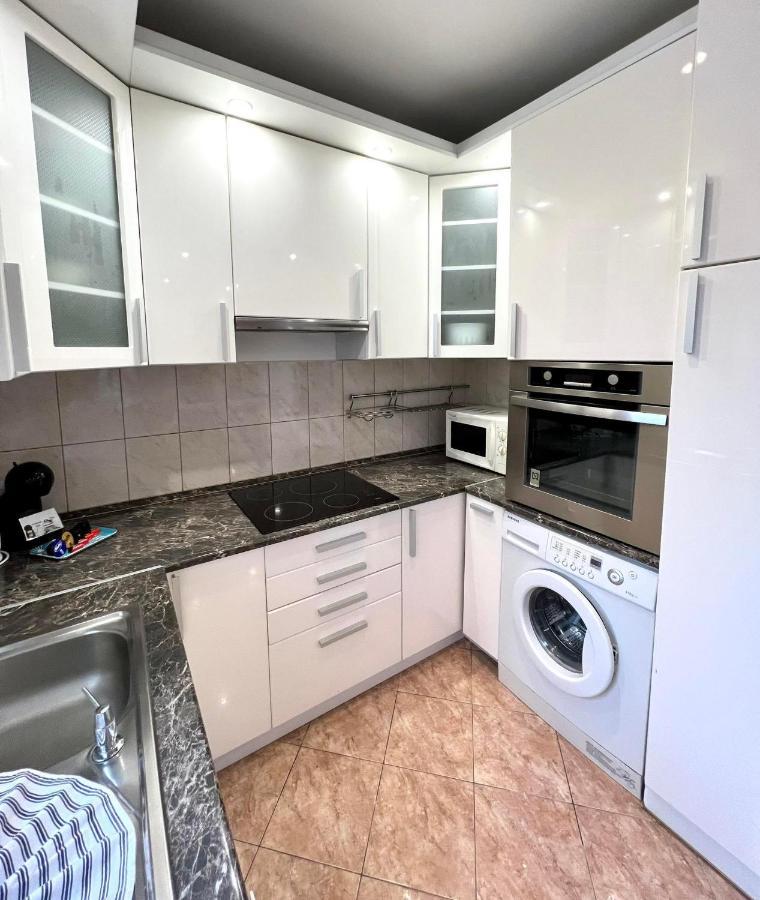 Star Apartments With Free Parking Будапеща Екстериор снимка