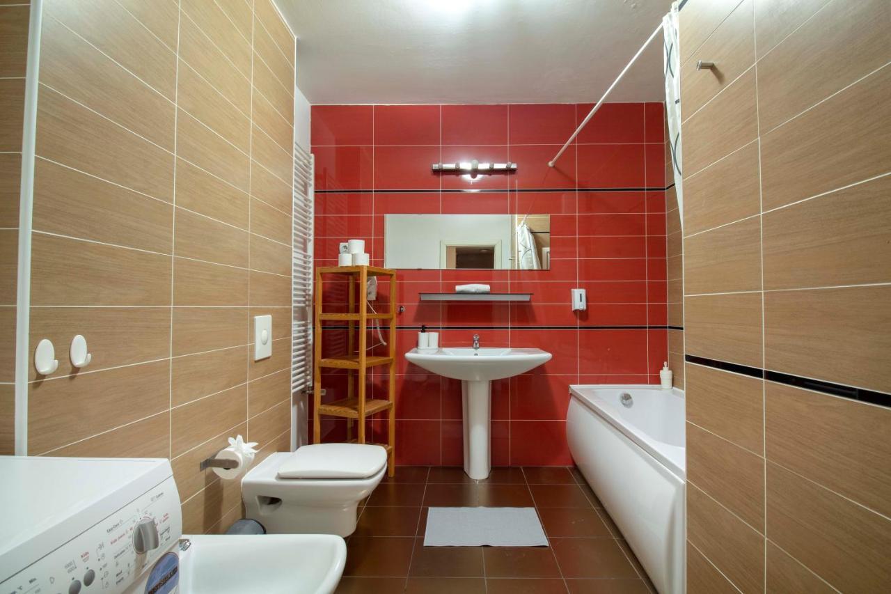 Star Apartments With Free Parking Будапеща Екстериор снимка